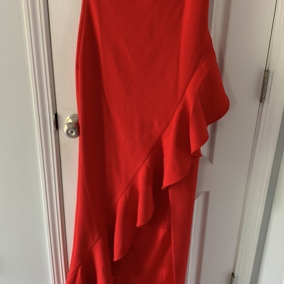 LIKELY size 4 red ruffle prom dress one shoulder  holiday Christmas maxi stretch - Picture 5 of 16